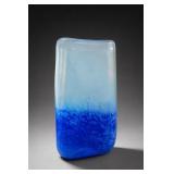 Contemporary hand-blown vase Lapis by Teleflora