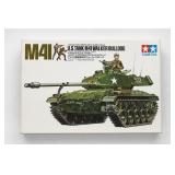 Tamiya M41 Walker Bulldog 1/35 Model Kit No. 55