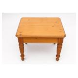 Lane Furniture Wooden End Table
