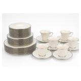 U.S Lenox Moonspun China Dinnerware Set