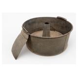 Vintage Vanity Metal Ring Cake Pan