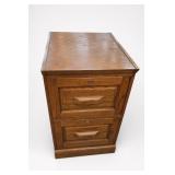 Traditional Wood 2-Drawer File Cabinet