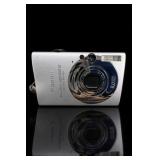 Canon PowerShot SD1100 IS 8MP Digital Camera