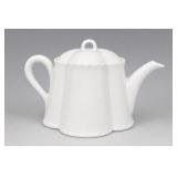England White Porcelain Scalloped Teapot With Lid