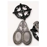 Double Fleur de Lis Spoon Rest, Antique Pewter