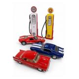 Chevrolet Corvette & Dixie Gas Pumps, Model Cars