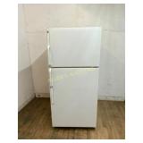 General Electric Top-Freezer Refrigerator
