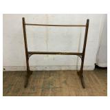 Wooden Quilt Rack with Decorative Supports