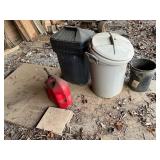 Utility Containers and Can