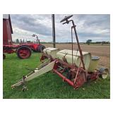 IHC Mod. 456 Hilldrop Special 4rw corn, bean & cucumber planter