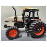 Case Mod. 3294 Ertl 1/16th no box