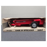 Case IH spreader Ertl 1/16th