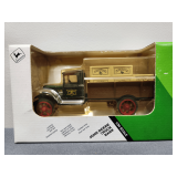 John Deere Delivery Truck Bank 1/34th