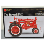 Farmall Mod. F-20 Precision Series Ertl 1/16th