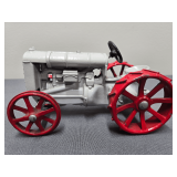 Fordson caste iron 1/16th no box