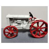 26. Fordson caste iron 1/16th no box
