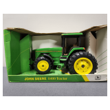 John Deere Mod. 8400 Ertl 1/16th