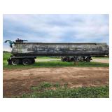 1973 Heil 8500 gal. manure tender tanker