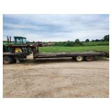 Trail-Eze 8’X32’ + beaver tail goose neck tandem axle equipment trailer w/ramps