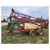 Hardi TR-500 field sprayer