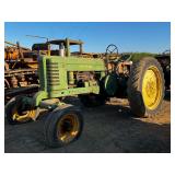 John Deere B