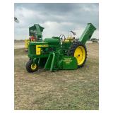 John Deere 520 LP with No. 16 Cotton Stripper