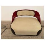 IH 560 Seat
