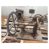 Hand-Crank Lathe
