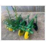 John Deere 3 Point Lister Cultivator