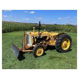 Oliver 550 Gas Municipal Tractor