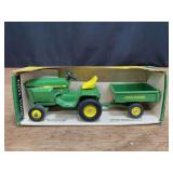 1/16 John Deere L&G Set NIB Ertl