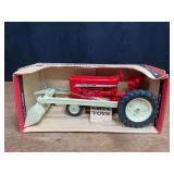 1/16 IH 544 w/Loader NIB Ertl