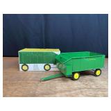 1/16 John Deere Chuck Wagon NIB Ertl