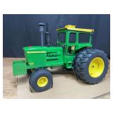 1/16 John Deere 4520 Customized