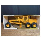 1/16 John Deere Grader NIB Ertl