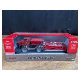 1/64 Case-IH Trident 5550 Applicator Prestige NIB Ertl