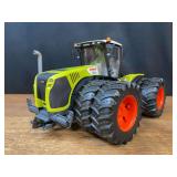 1/16 Claas 5000 Xeron Bruder
