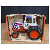 1/16 Case Spirit of 76 NIB Ertl