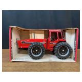 1/16 IH 6388 NIB Ertl