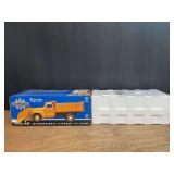 1/16 International K-5 Dump Truck w/Baker Plow NIB DCP