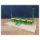 1/16 John Deere 8 Row Corn Planter Custom