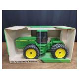 1/16 John Deere 8760 Collector NIB Ertl