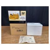 1/16 Caterpillar D2 Crawler 2003 NTTC NIB SC