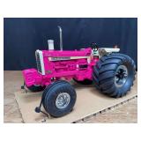 1/16 IH 1206 Pink Customized