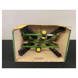 1/16 John Deere 220 Flex Disk NIB Ertl