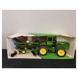 1/16 John Deere 8650 + Disk Set NIB Ertl