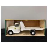 1/16 John Deere Dealer Truck NIB Ertl
