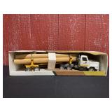 1/20 John Deere Logging Truck NIB Ertl