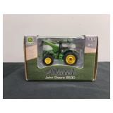 1/64 John Deere 8530 Authentics NIB Ertl