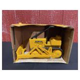 1/16 John Deere 450 Crawler NIB Ertl